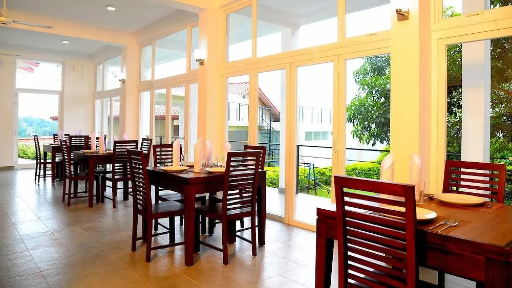 **** Hotel The Kandyan Villa Sri Lanka