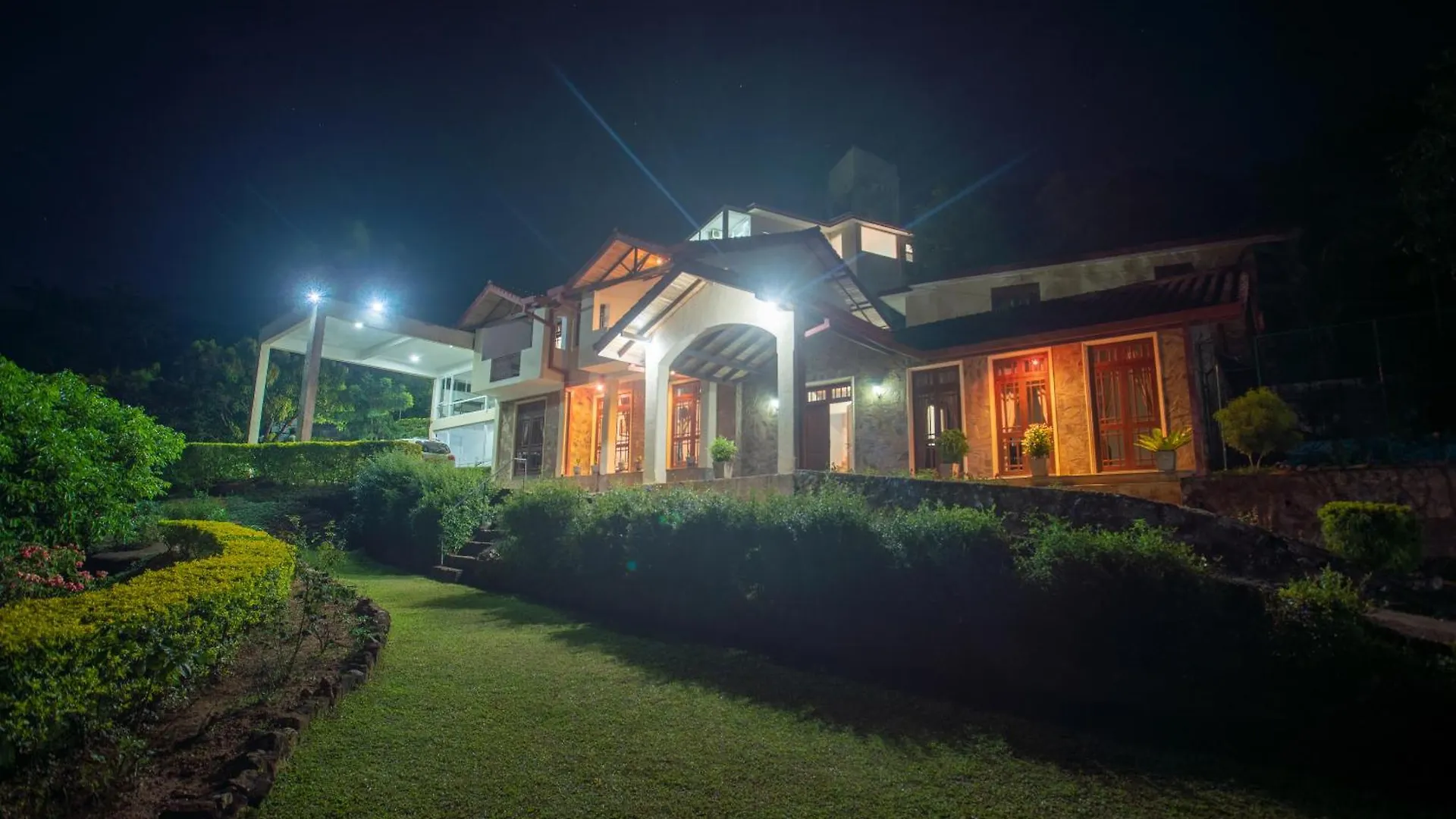 Hotel The Kandyan Villa